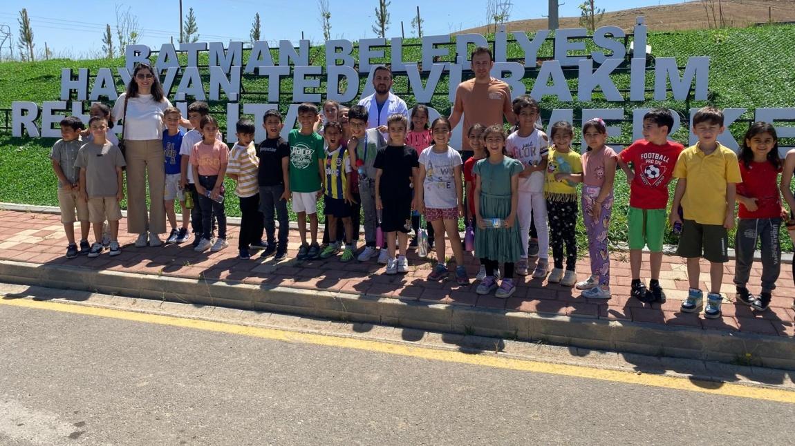 Öğrencilerimiz Hayvan Barınağını Ziyaret Etti